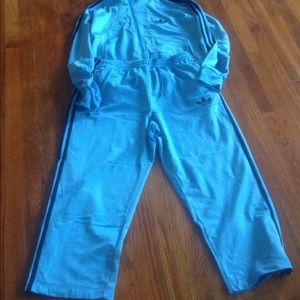 Adidas XL sweat suit
